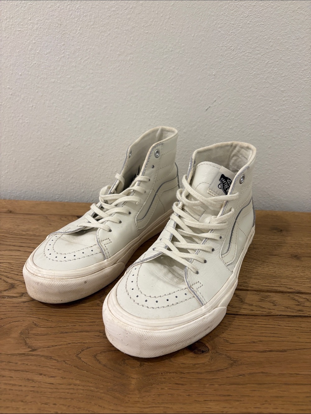 Vans | Sk8-Hi Shoe White Leather, 6.5M/8W